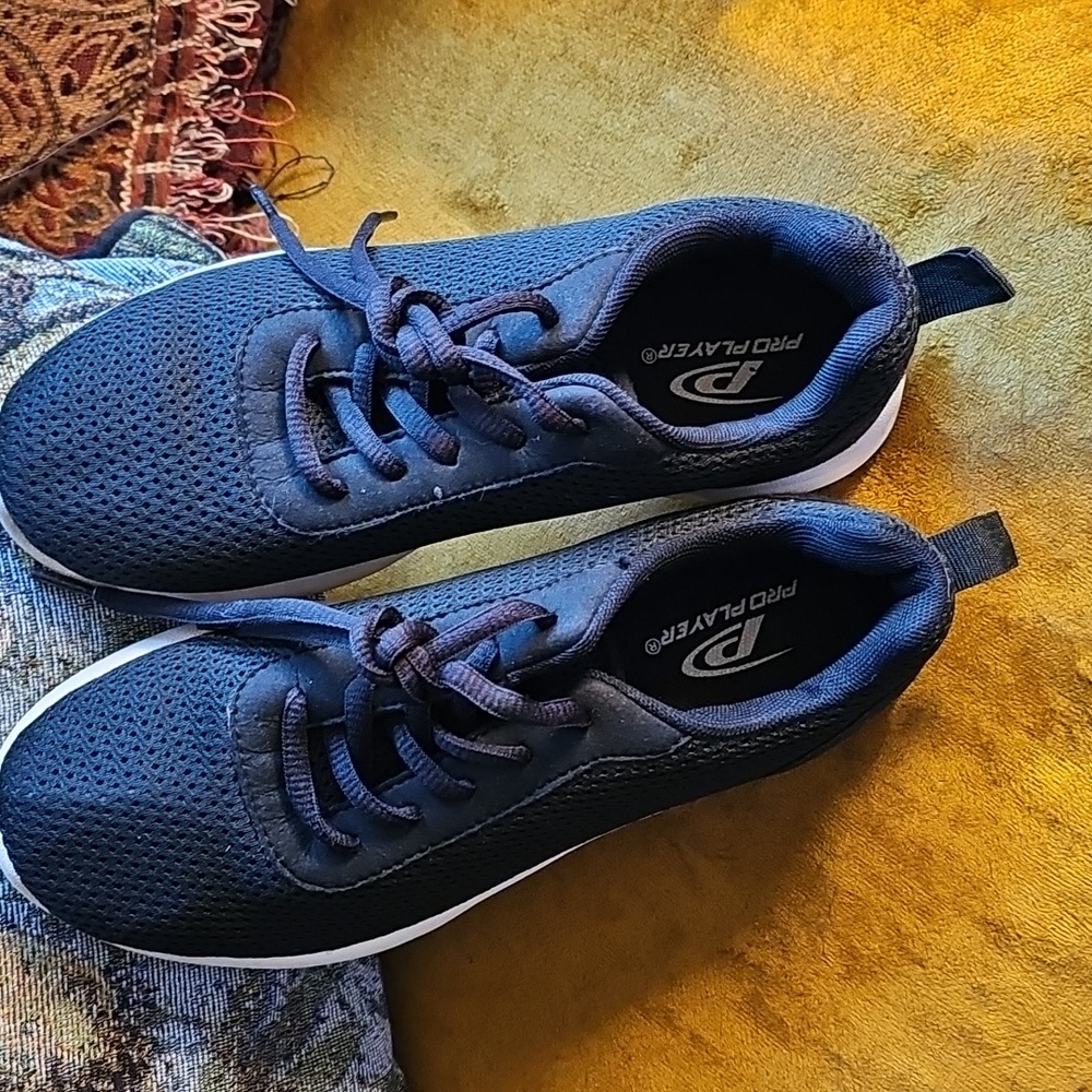 ProPlayer Athletic Shoes - Picture 2 of 8